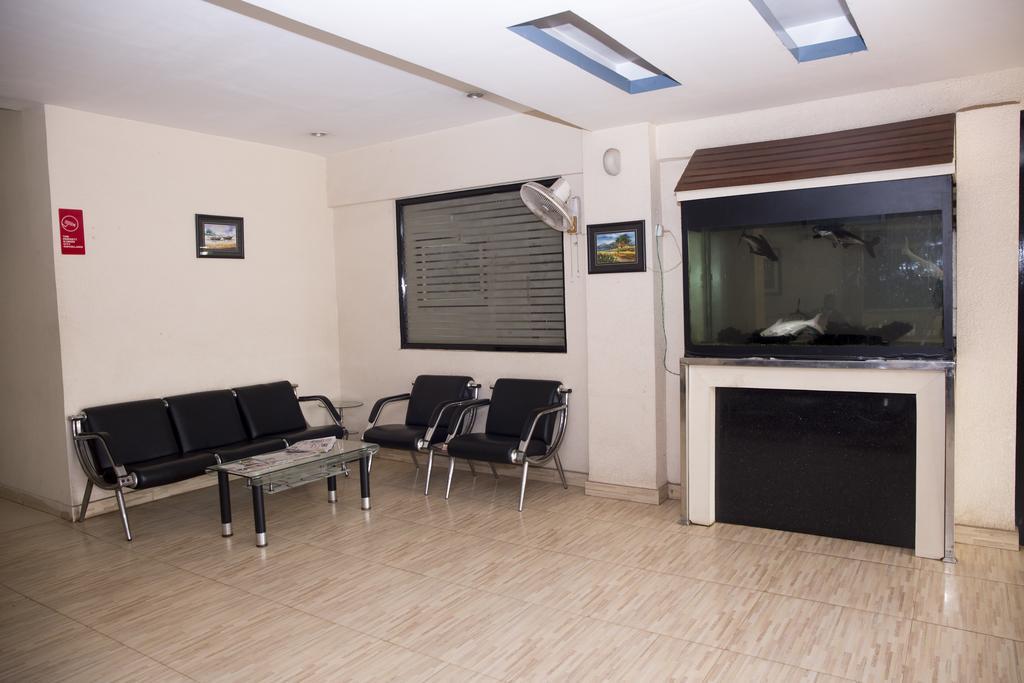 Oyo 1359 Hotel Best Inn Bhubaneswar Exterior photo